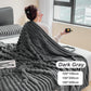 ⏳ Tijdelijke aanbieding⏳ Zachte fleece plaid van polyester Lichtgewicht deken met streepreliëf Voor bank bed en onderweg In acht kleuren