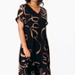 🌟 50% KORTING! 👗 Soepel vallende midi-jurk met diep V-hals – Dubbellaags, kreukvrij & verstelbare strik – Zwart, S–5XL – Perfect voor brunch, vakantie & avondjes uit ✨