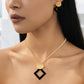 Moderne geometrische sieradenset met ketting en oorbellen