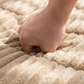 💥【50% OFF】🔥 Gewatteerd Ribfluwelen Bankkussen | Verdikt & Zacht | Antislip Achterkant | Beschermt tegen Haren/Krassen/Vlekken | Meerdere Maten & Kleuren | Voor Bank/Fauteuil/Autostoel 🛋️