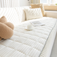 💥【50% OFF】🔥 Gewatteerd Ribfluwelen Bankkussen | Verdikt & Zacht | Antislip Achterkant | Beschermt tegen Haren/Krassen/Vlekken | Meerdere Maten & Kleuren | Voor Bank/Fauteuil/Autostoel 🛋️