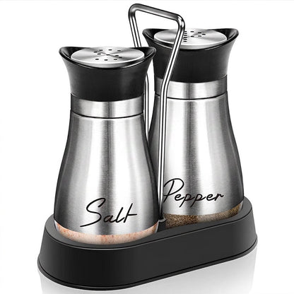 🐧🧂 50% KORTING! Nooit meer te veel zout of peper! Deze schattige pinguïnset met 304 RVS en glas doseert precies, ligt heerlijk in de hand en maakt van je tafel een blikvanger!