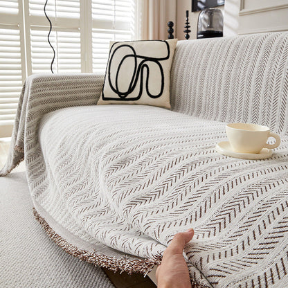 🏡 Chenille banksprei met visgraatpatroon en kwastjes